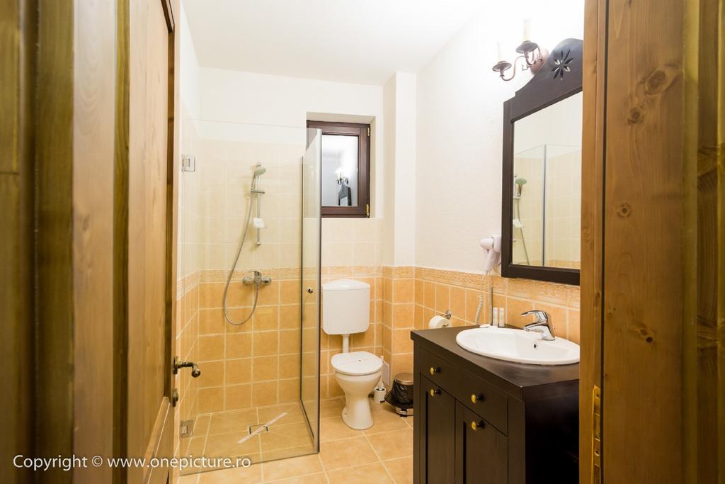 Hanul Haiducilor Obarsia-Lotrului Chambre photo