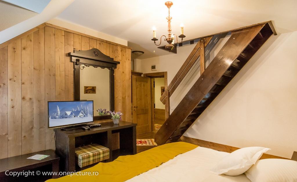 Hanul Haiducilor Obarsia-Lotrului Chambre photo